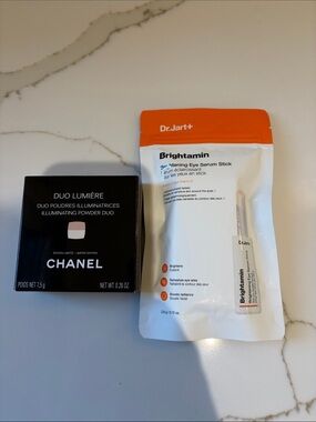 Final Price- No Offers! Limited Edition CHANEL Illuminating Powder Duo Compact